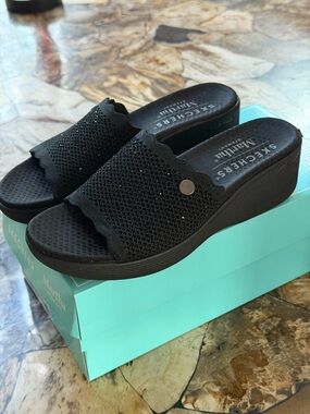 Skechers Black Slip-On Knit Wedge Mules